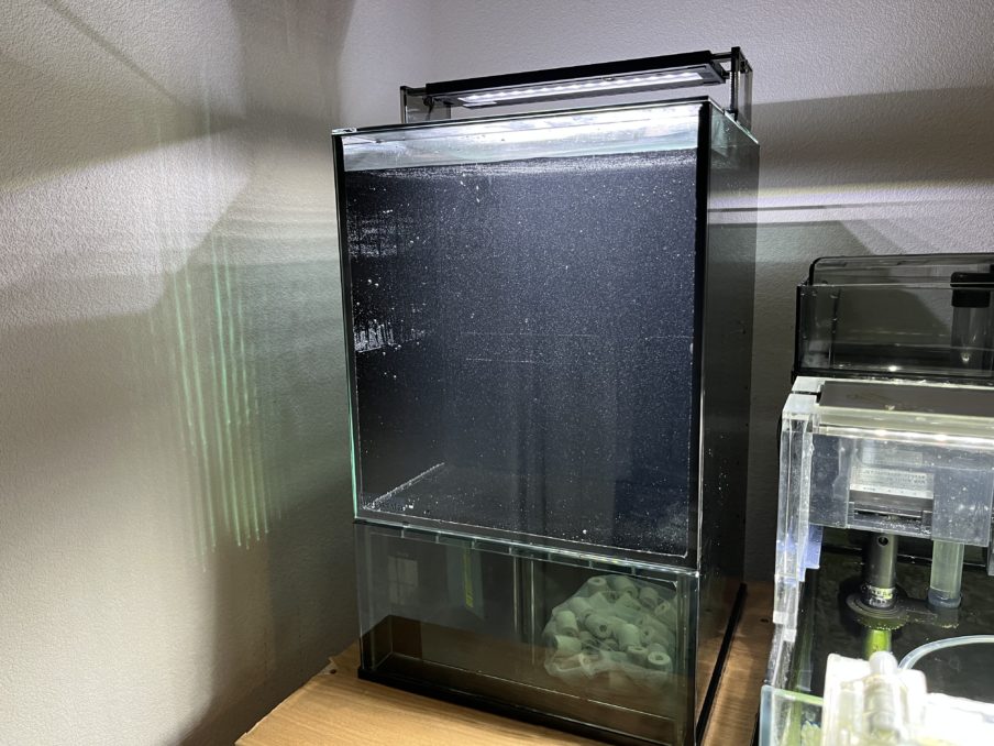 GEXのスリムな一体型オシャレ水槽Glassterior AGS SLIDE OF-230をレビュー