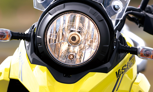 主要装備 | Vストローム250 | 二輪車 | スズキ