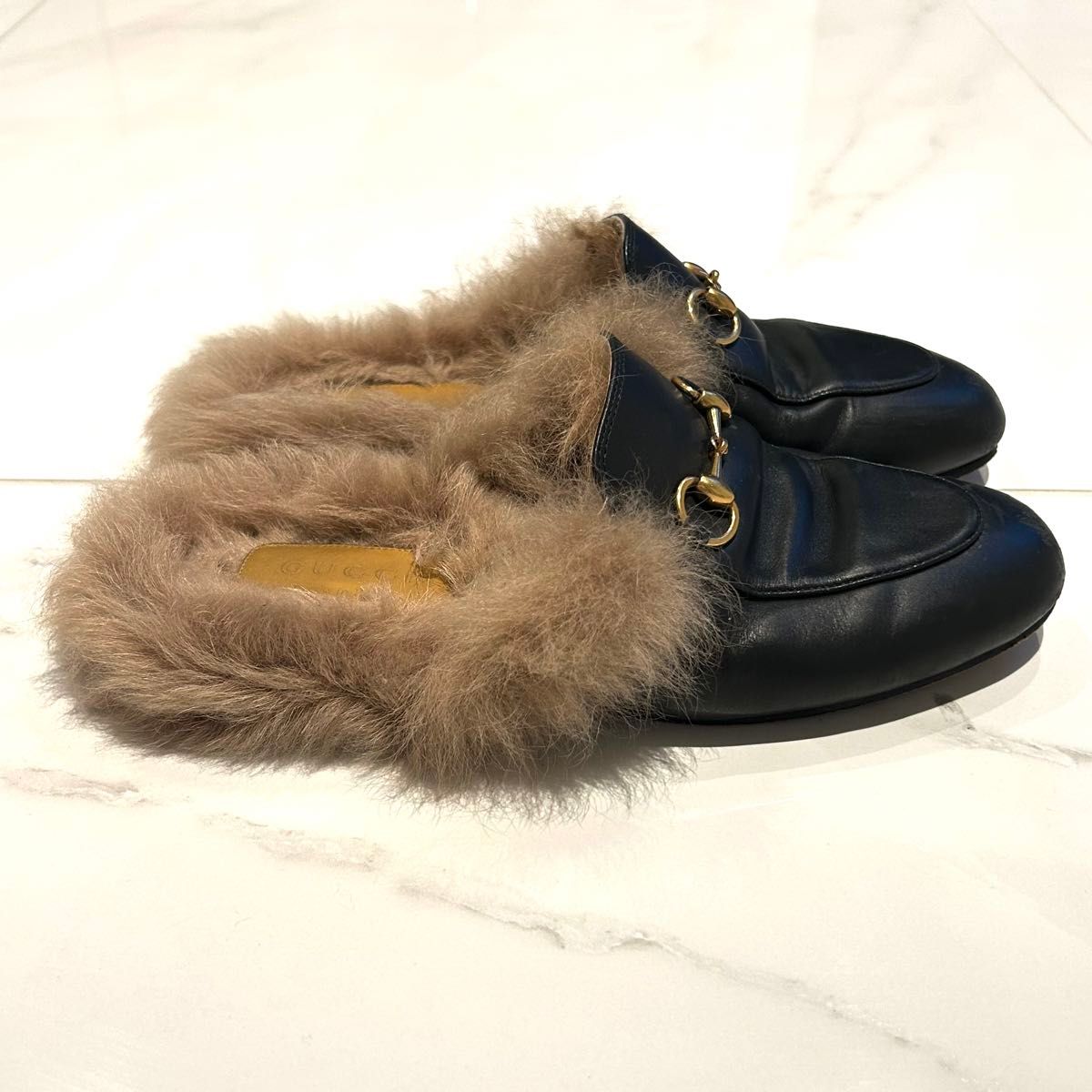 GUCCI プリンスタウン】ホースビット付きファーサンダル スリッポン