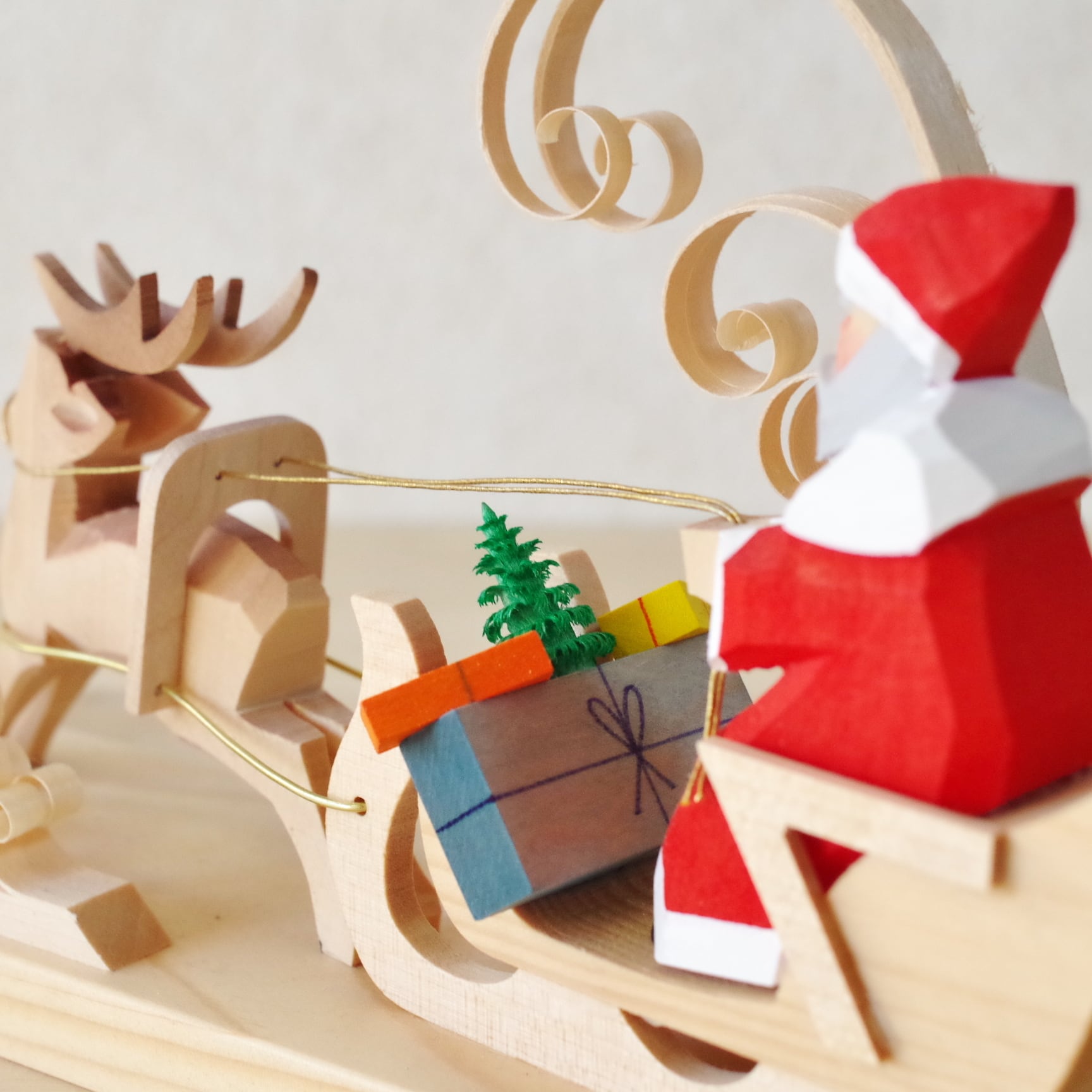 ベティーナフランケ キャンドルスタンド サンタとソリ | 木のおもちゃ