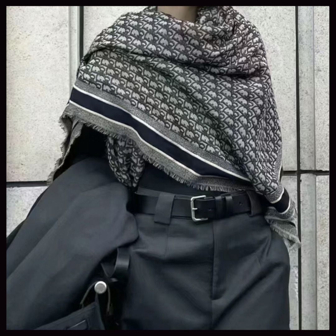 使い方自由スタイル♪】 DIOR ショール (Dior/マフラー・ストール