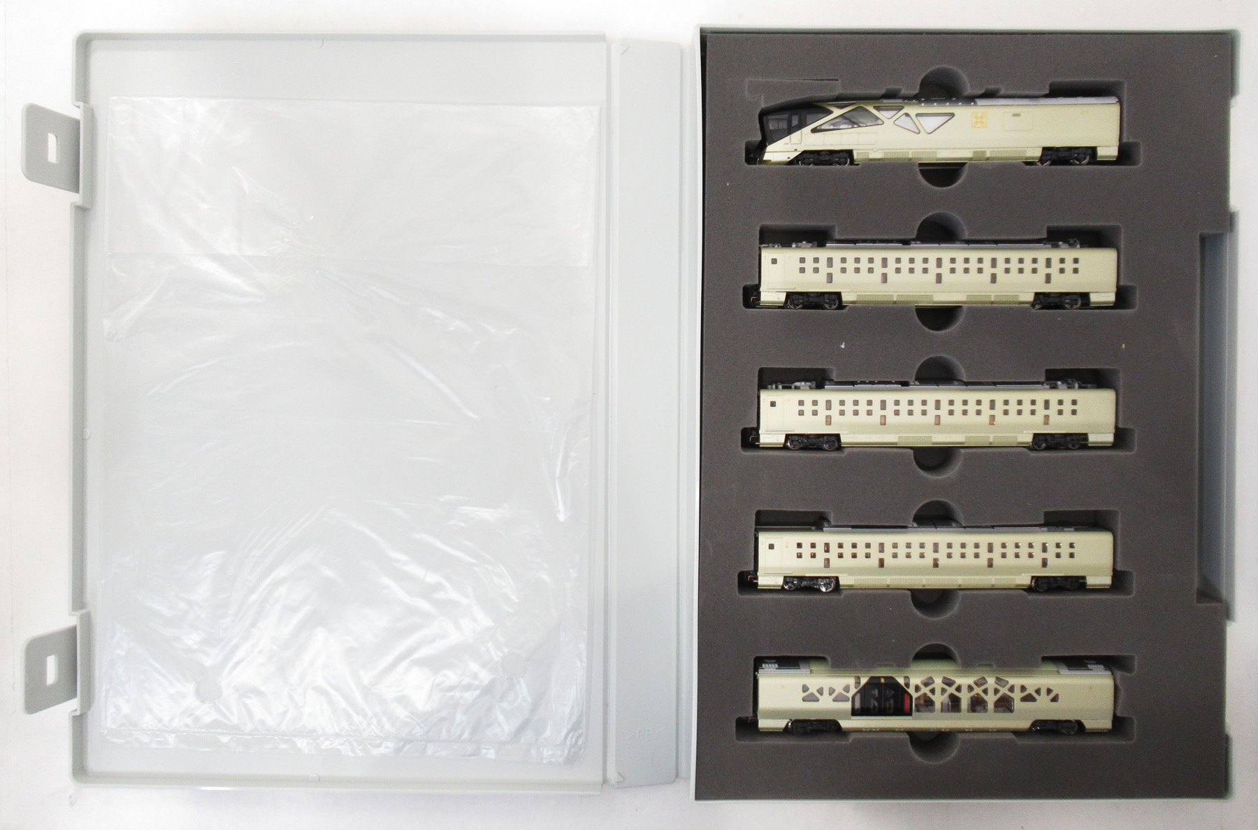 公式]鉄道模型(97901JR東日本 E001形 「TRAIN SUITE 四季島」 10両