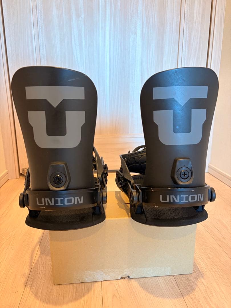 UNION ストラータ Sサイズ 23-24モデル ユニオン（UNION）（メンズ、レディース）スノーボードビンディング 23