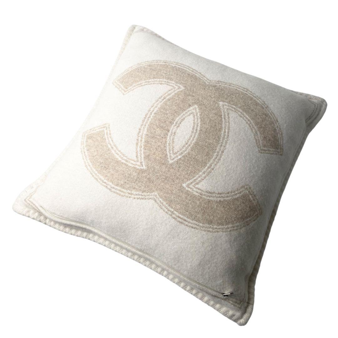 未使用 シャネルCHANEL ココマーク クッション カシミヤ CHANEL - CHANEL シャネル/ココマークカシミヤ混クッション/ピンク/A