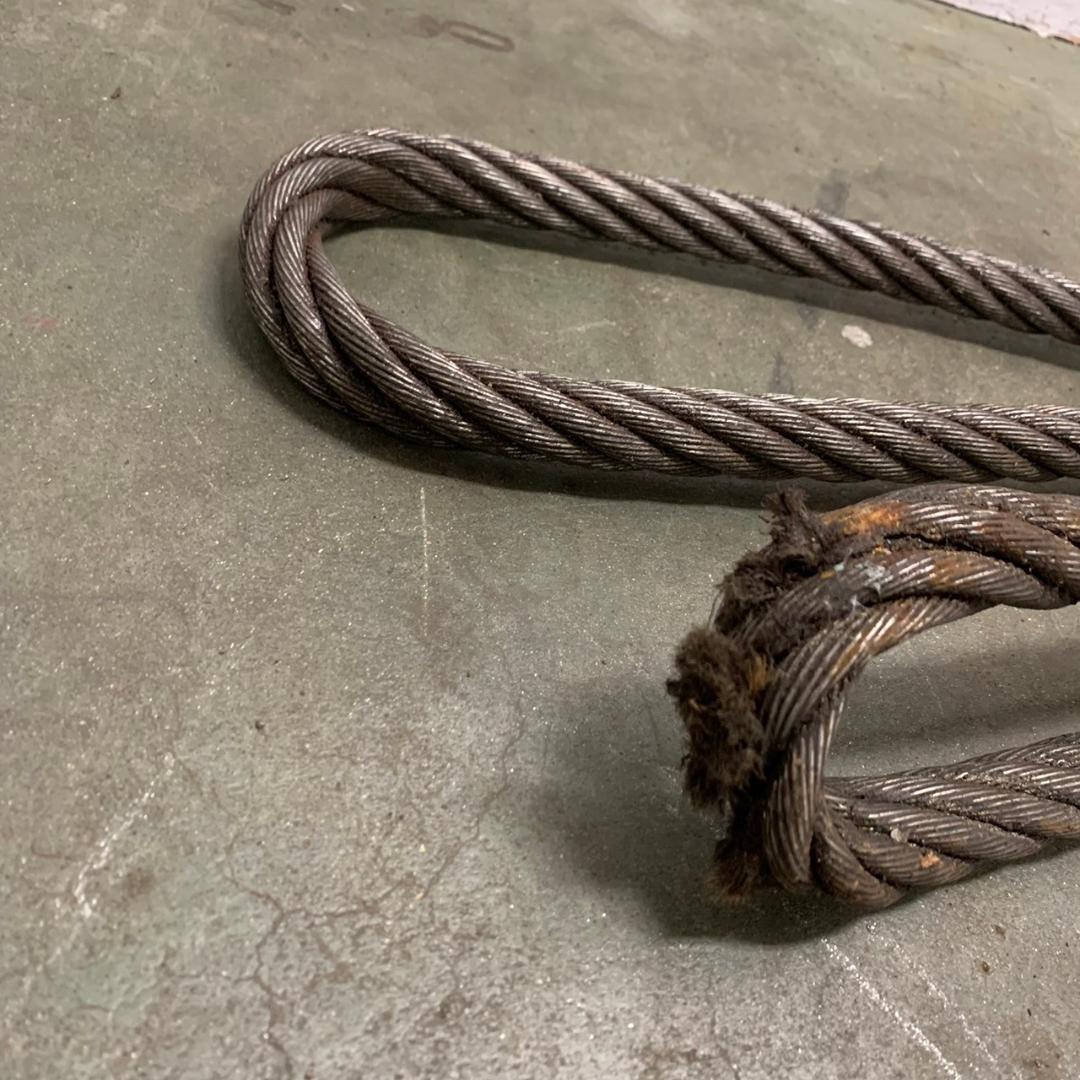 ワイヤーロープ 牽引ワイヤーロープ 玉掛け 24mm 1.6m 工事用材料