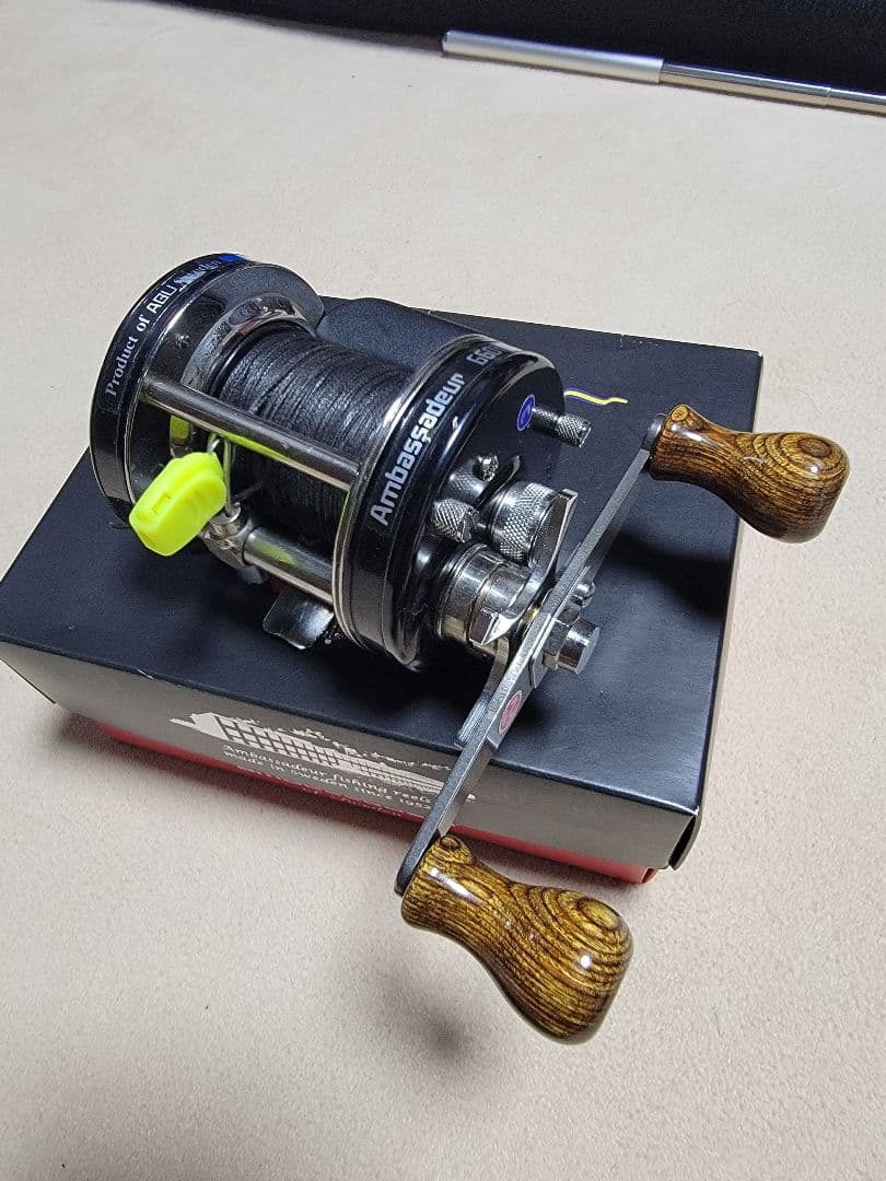 Ambassadeur ベイトリール 木製ハンドル ダイワ スティーズ A2 TW 1000XH 右ハンドル ベイトリール 22年モデル