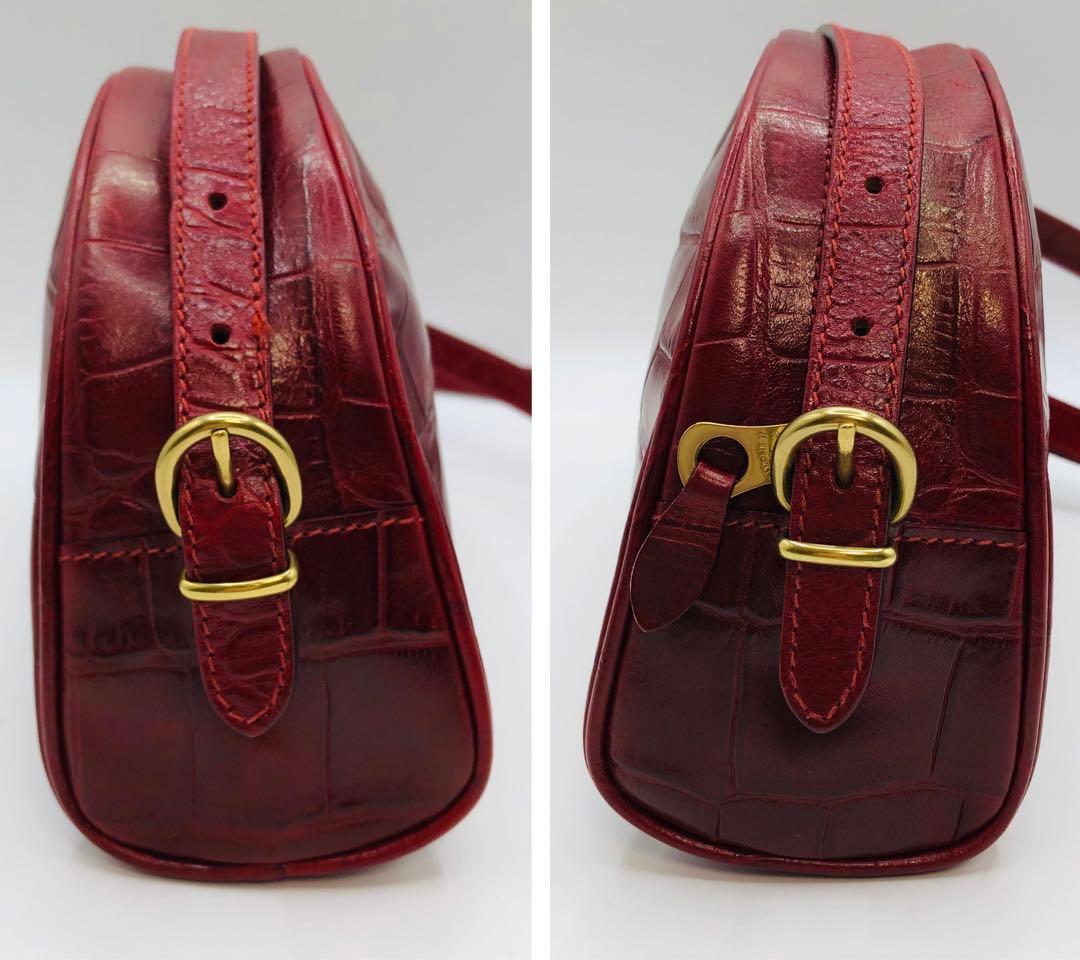 イルビゾンテ クロスボディバッグ ショルダーバッグ レザー クロコ 型