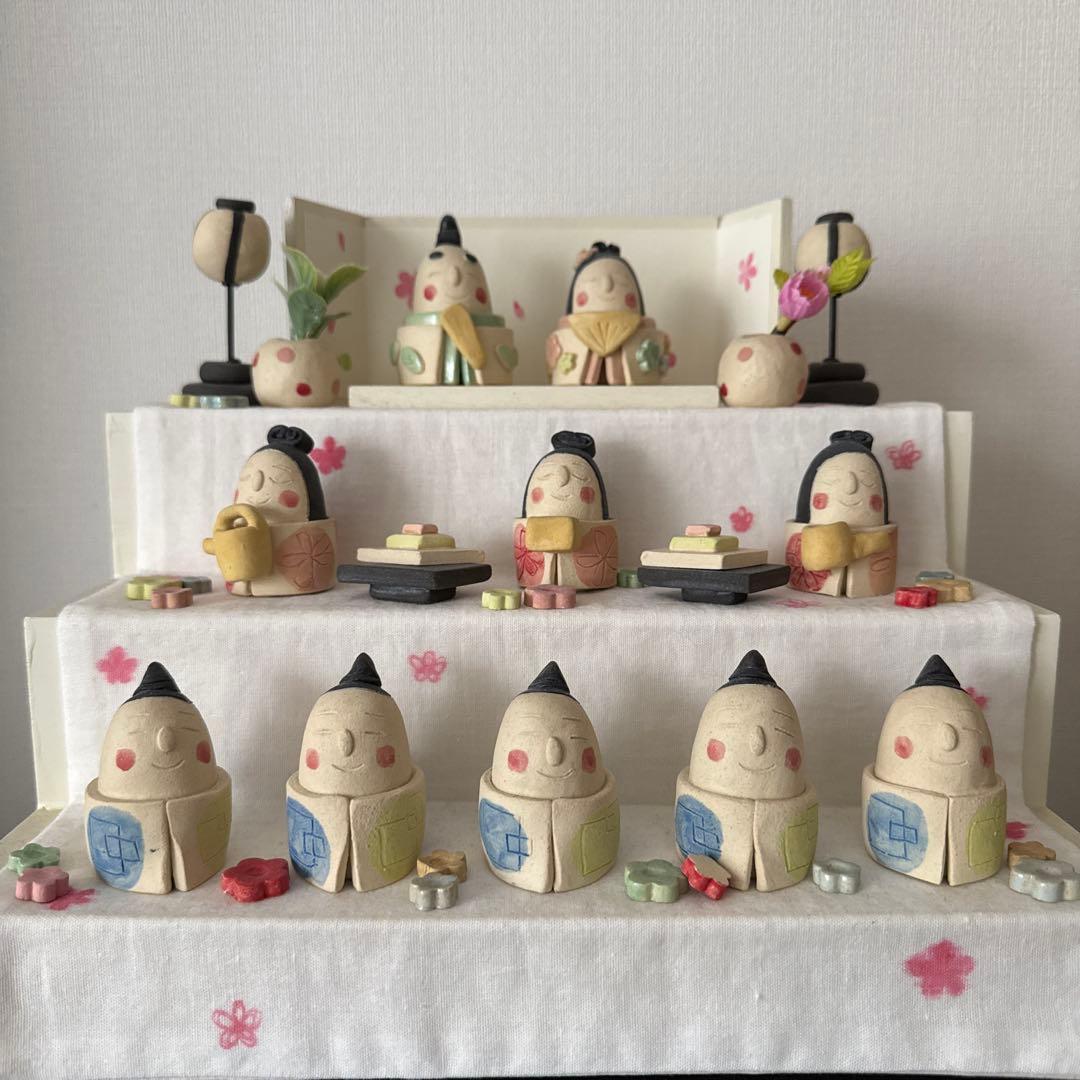 極美品★岡崎順子 陶器製 雛人形(白)セット ひな祭り 3段飾り 岡崎順子 おひなさま一覧 作家の器｜さわらぎ