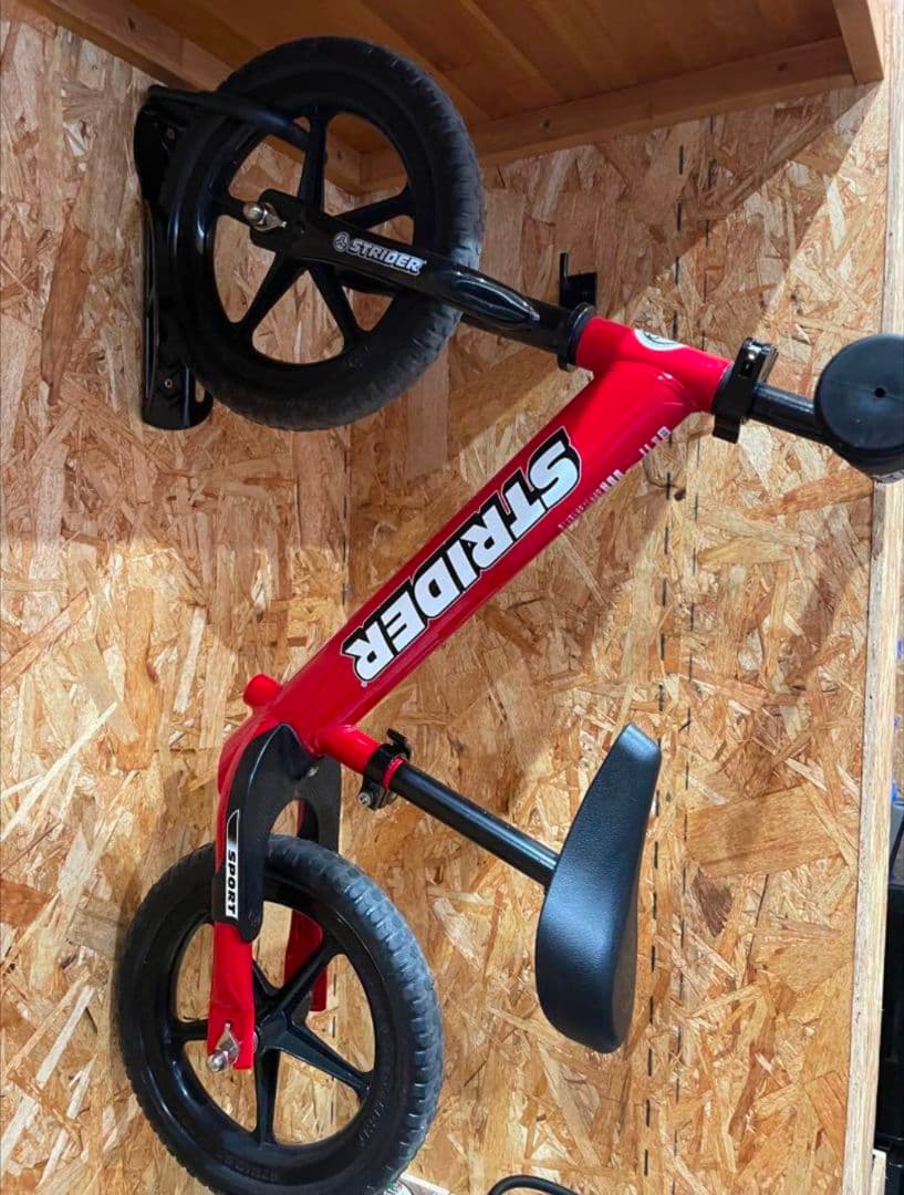 E*i様 美品ストライダー12インチ レッド 赤色 スポーツモデル 日本正規品 Amazon.co.jp: ロッキングストライダー (Rocking STRIDER) 12インチ