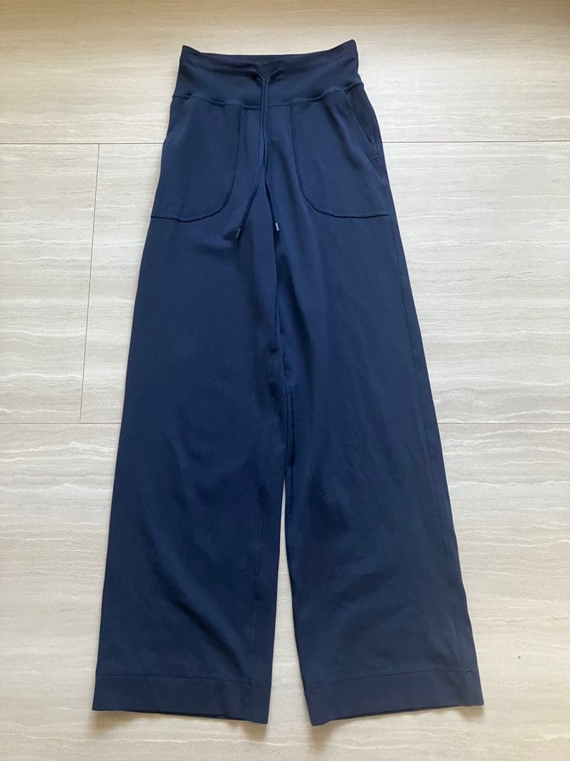 Throwback Still パンツAsia Fit XS（JP S）ネイビー Throwback Still Pant | lululemon TH