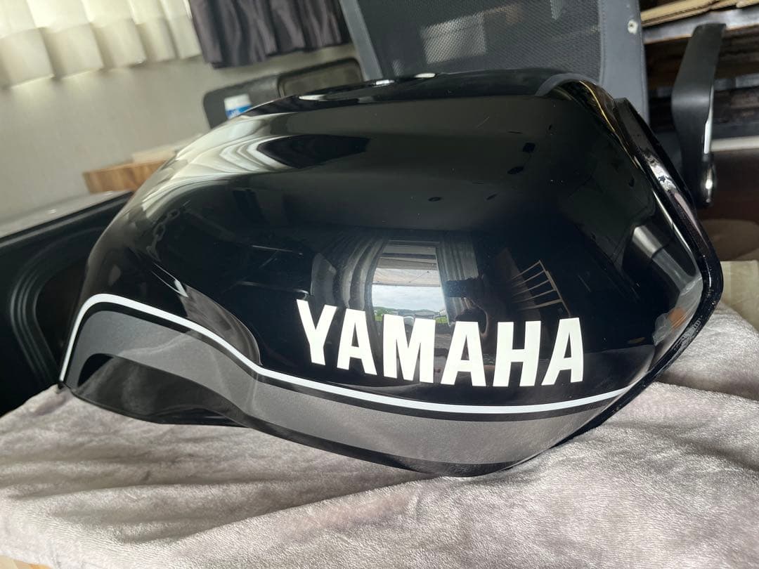 XJR1300 RP17J 燃料タンク フューエルタンク XJR1200 ガソリンタンク 燃料タンク 4KG エンブレム付き XJR1300 RP01J