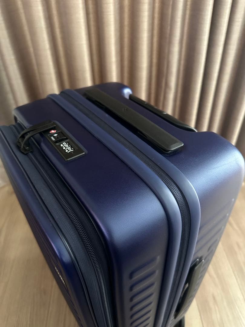 《期間限定値下げ》◾️LOJEL◾️CUBO Fit S ネイビーブルー